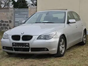 BMW 520 520i E60 6 Zylinder Xenon PDC SD