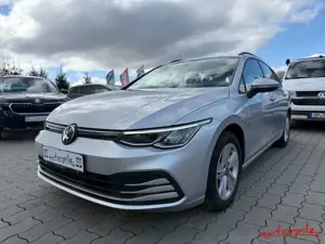 Volkswagen Golf VIII Variant Life Navi ACC LED PDC Alu