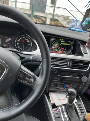 Audi A4 Avant 2.0 TDI DPF multitronic S line Sportpaket