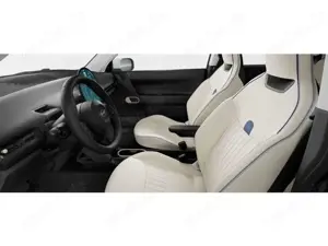 MINI Cooper E COOPER Cooper SE Favoured Trim Navi Panoramadach Bild 3