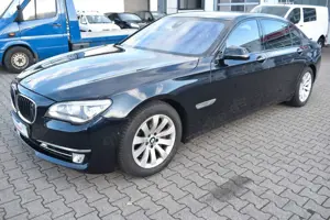 BMW 750