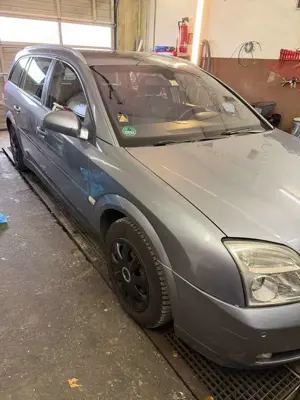Opel Vectra Vectra Caravan 2.2 Caravan Cosmo Bild 3