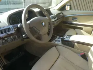 BMW 740