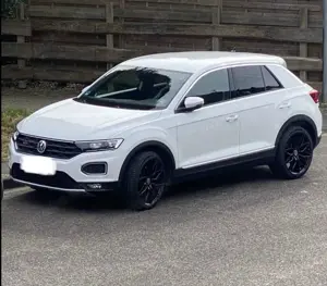 Volkswagen T-Roc 2.0 TSI 4Motion DSG Sport