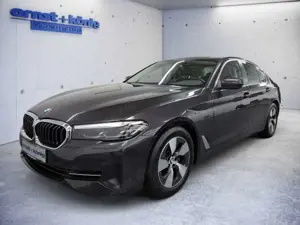 BMW 520 520d xDrive Aut. NAVI RFK SHZ LED