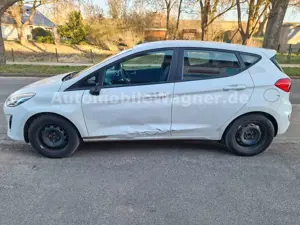 Ford Fiesta Cool  Connect Kamera 6-Gang Schalter Bild 5