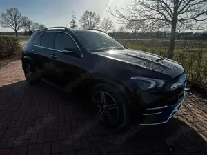 Mercedes-Benz GLE 300 GLE 300 d 4Matic 9G-TRONICAMG Line Advanced Plus