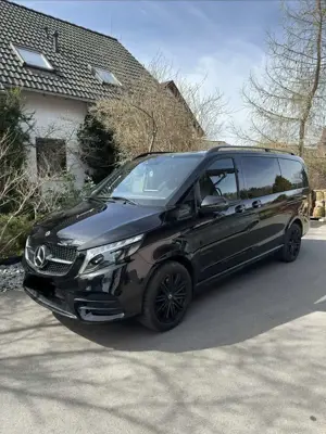 Mercedes-Benz V 300 d 4MATIC EDITION lang AMG-Paket