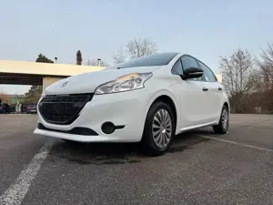 Peugeot 208 Access*1.Hand*HU NEU*