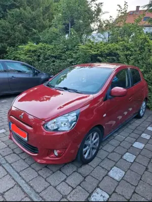 Mitsubishi Space Star 1.2 Clear Tec CVT Shine Bild 2