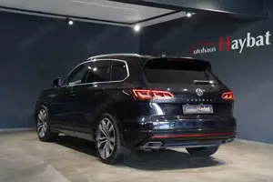 Volkswagen Touareg R-Line IQ LED-HeadUp-DYN-Pano-21-VOLL Bild 5