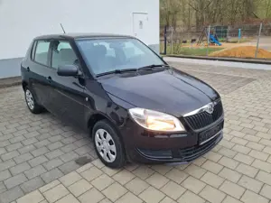 Skoda Fabia 1.2l 44kW Cool Edition Rentnerfahrzeug-TÜV