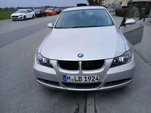 BMW 318 318i