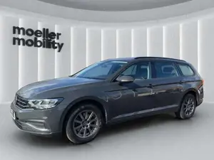 Volkswagen Passat Variant 2.0 TDI 150PS  Navi, elektr. AHZV