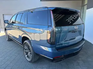 Cadillac Escalade FACELIFT MY26 6.2 V8 ESV Sport Platinum Bild 4