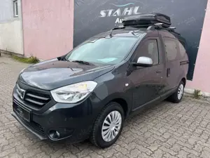 Dacia Dokker Celebration*1.Hand*Navi*Klima*Dachbox*Top