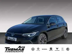 Volkswagen Golf VIII  Style 1.5 eTSI DSG NAVI+PDC+SHZ