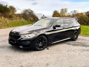 BMW 530 530d xDrive Touring M-Sport, Stdhz., AHK, Pano