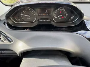 Peugeot 208 PureTech 82 Active Bild 4