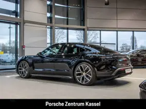 Porsche Taycan Black Edition Soft-Close Panoramadach Bild 3