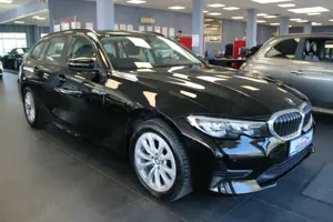 BMW 318 318d Touring Aut. Advantage