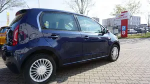 Volkswagen up! high up! BMT eco Bild 3