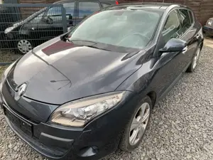 Renault Megane Dynamique/1.4/Klima/KeylessGo/Pano/Xenon