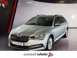 Skoda Superb Combi 1.4 TSI iV DSG Ambition AHK LED Navi ACC