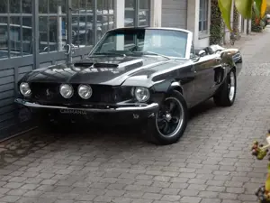 Ford Mustang Cabrio 418ci