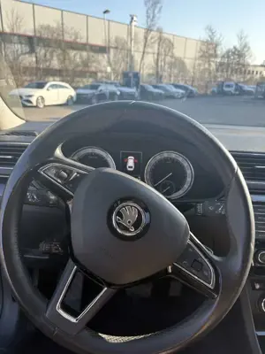 Skoda Superb Combi 2.0 TDI 4x4 DSG LK