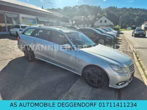 Mercedes-Benz E 250 CDI BlueEfficiency-XENON-LEDER-PANORAMADA
