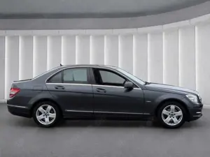 Mercedes-Benz C 200 CGI Avantgarde*Autom AHK Xenon Tempo SHZ Bild 3