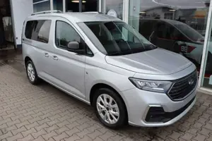 Ford Tourneo Connect Titanium 1.5 EcoBoost PHEV L1