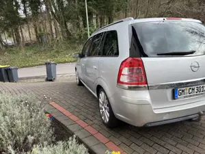 Opel Zafira Sport AHK - Recaro – 18 Zoll – 7-Sitzer Bild 3
