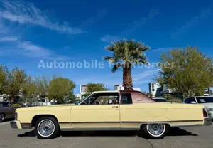Lincoln Town Car Coupe 1 of 144 with only 35´000miles