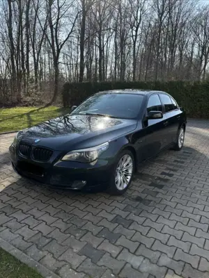 BMW 525 525i