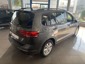 Volkswagen Touran Bild 2