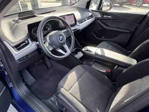 BMW 218 i LED ACC HeadUp Panorama HarmanKardon Massage 2x Bild 5