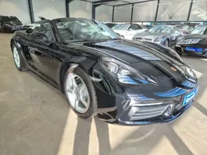 Porsche Boxster 718 BOXSTER ALCANTARA NAVI SITZHZ PDC APPLE CARP Bild 3