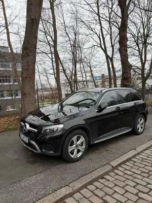 Mercedes-Benz GLC 250 4Matic 9G-TRONIC AMG Line