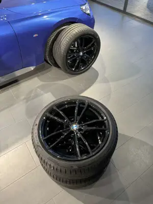 BMW 220 220i Coupe Aut. Advantage Bild 4