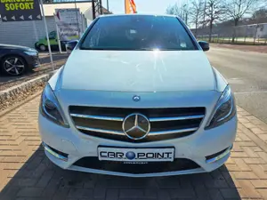 Mercedes-Benz B 180 CDI Xenon 2x PDC Teilleder Temp Navi SHZ Bild 3