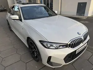 BMW 320 Bild 3