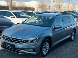 Volkswagen Passat Variant Passat 2.0 DSG*ACC*MATRIX*VIRTUAL*360°*AHK Bild 3