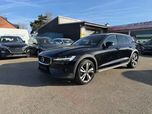 Volvo V60 Cross Country PRO LED AUTOM VOLL AHK