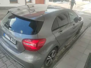 Mercedes-Benz A 200 PEAK  AMG - LINE Bild 3