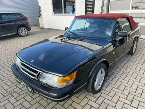 Saab 900