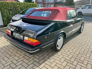 Saab 900 Bild 2