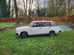 Lada Nova L Bild 3