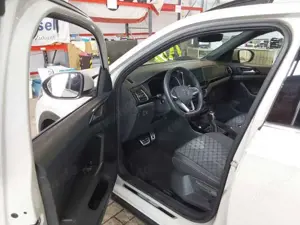 Volkswagen T-Cross 1.0TSI DSG R-Line Bild 5